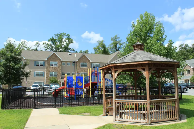 Pendell Commons, image 2