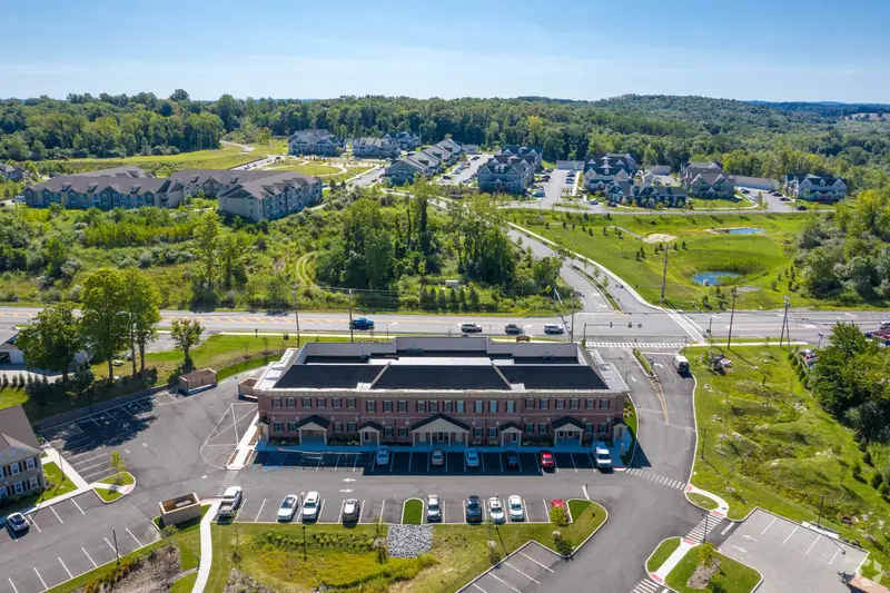 Crossroads Plaza, image 2